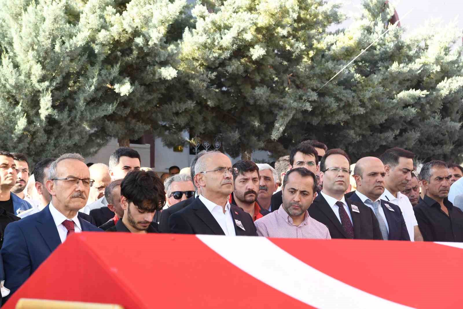 Pen&ccedil;e-Kilit şehidi Malatya&rsquo;da son yolculuğuna uğurlandı
