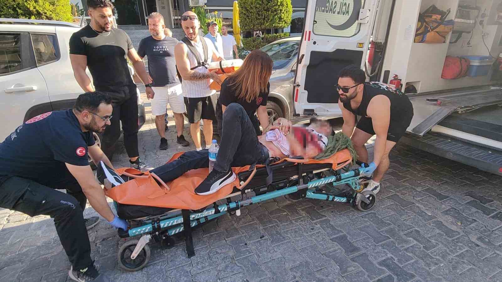 Kuşadası&rsquo;nda kiracı dehşeti: Ev sahibini bı&ccedil;akladı
