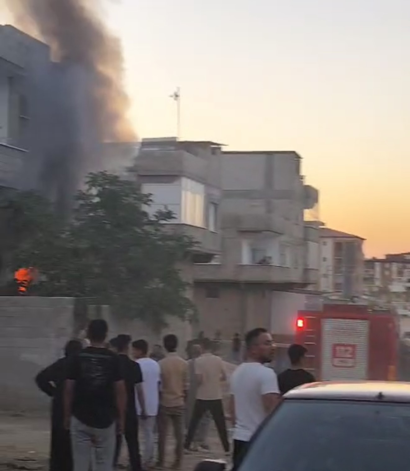 Gaziantep’te 2 katlı binada yangın

