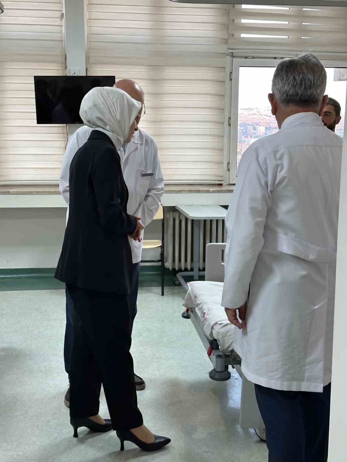 Bakan Göktaş’tan metan gazından zehirlenen askerlere ziyaret