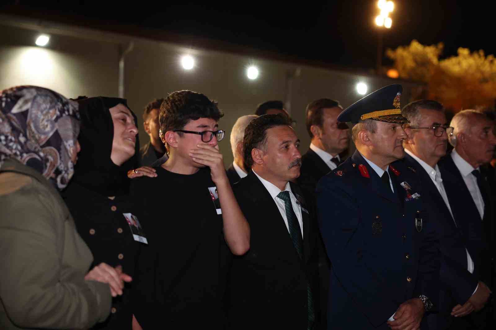 Şehit &Uuml;mit &Uuml;z&uuml;m&rsquo;&uuml;n cenazesi Kayseri&rsquo;ye getirildi
