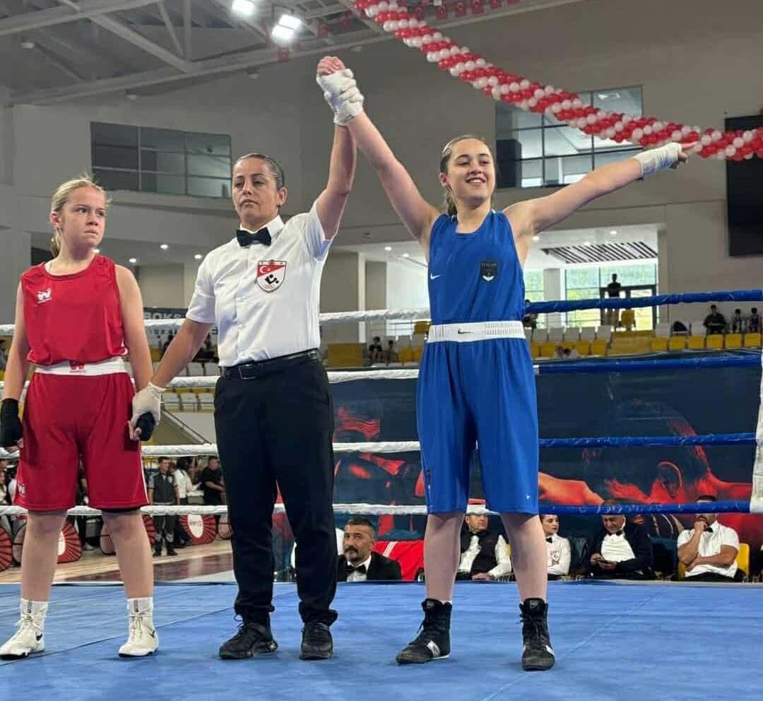 Ceylin Onay&rsquo;dan T&uuml;rkiye Şampiyonası&rsquo;nda Bronz madalya
