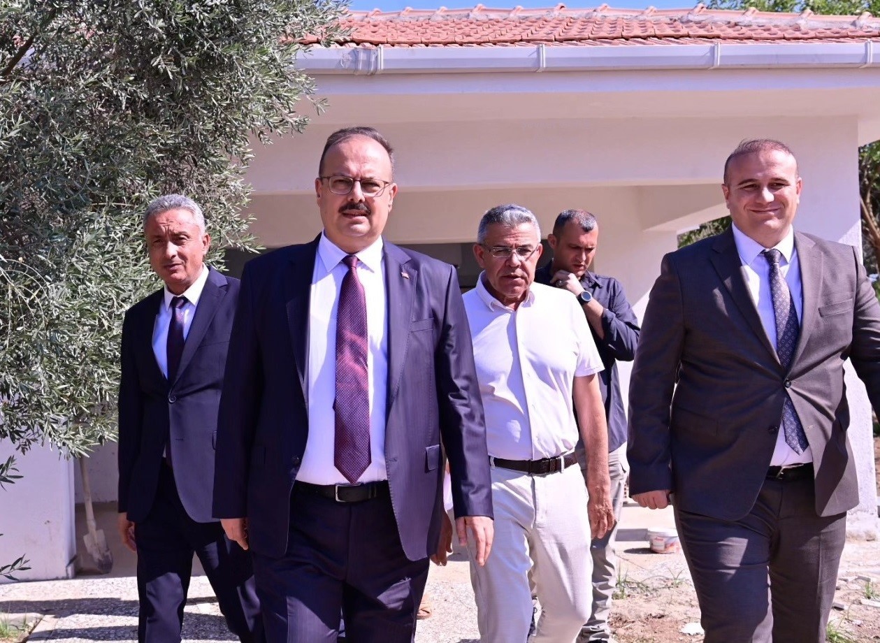 Vali Canbolat, K&ouml;şk Engelsiz Yaşam Merkezi &ccedil;alışmalarını inceledi
