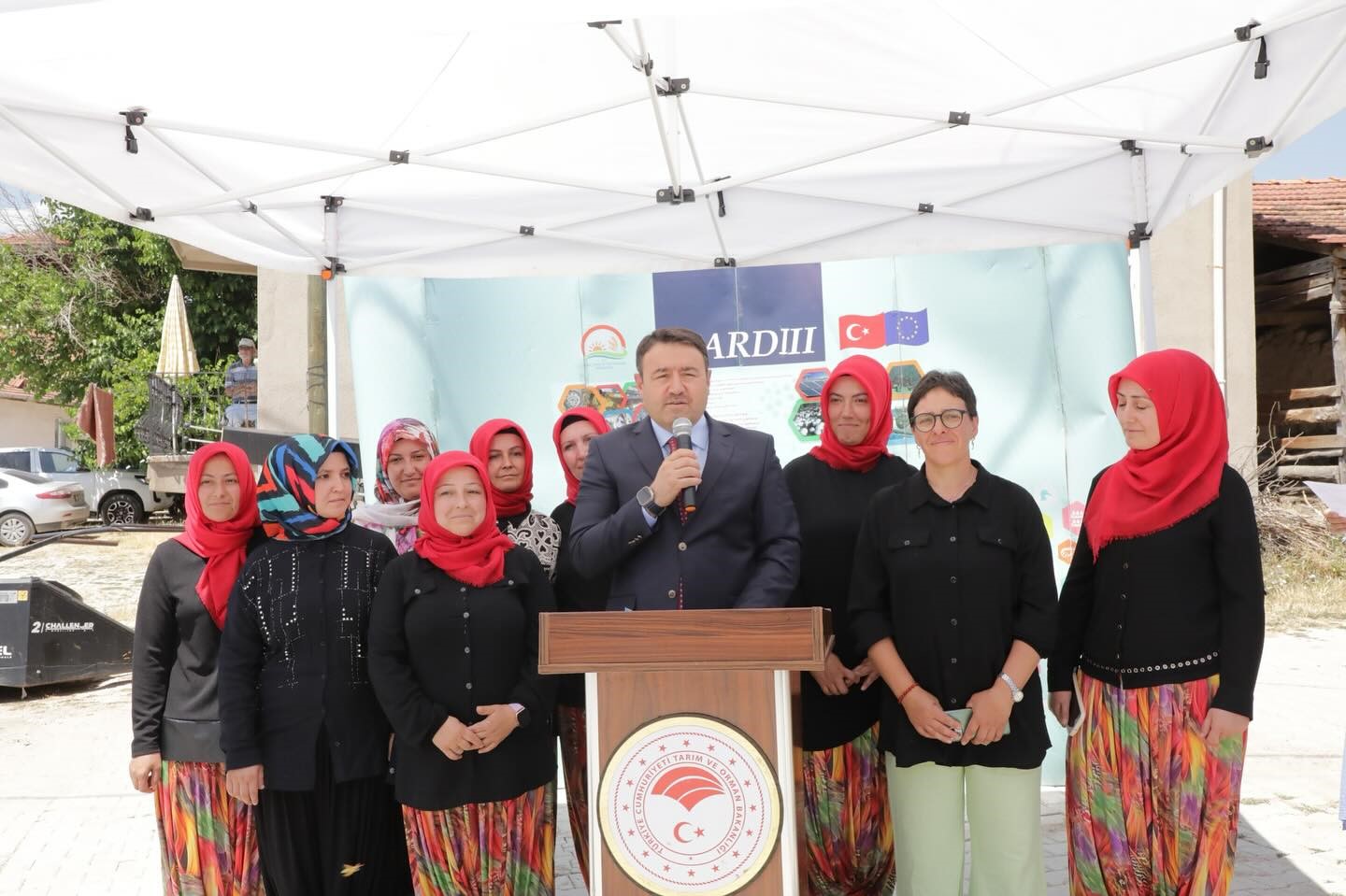 K&uuml;tahya&rsquo;da 16,5 milyon TL&rsquo;lik makine parkı projesi hayata ge&ccedil;irildi
