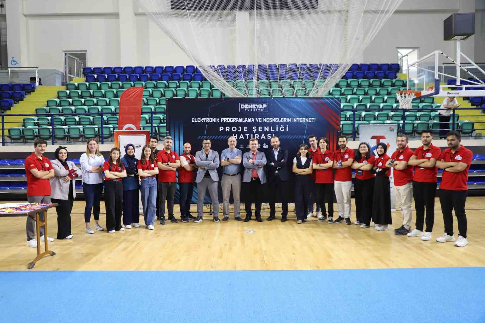 Kütahya’da Deneyap Şenliği