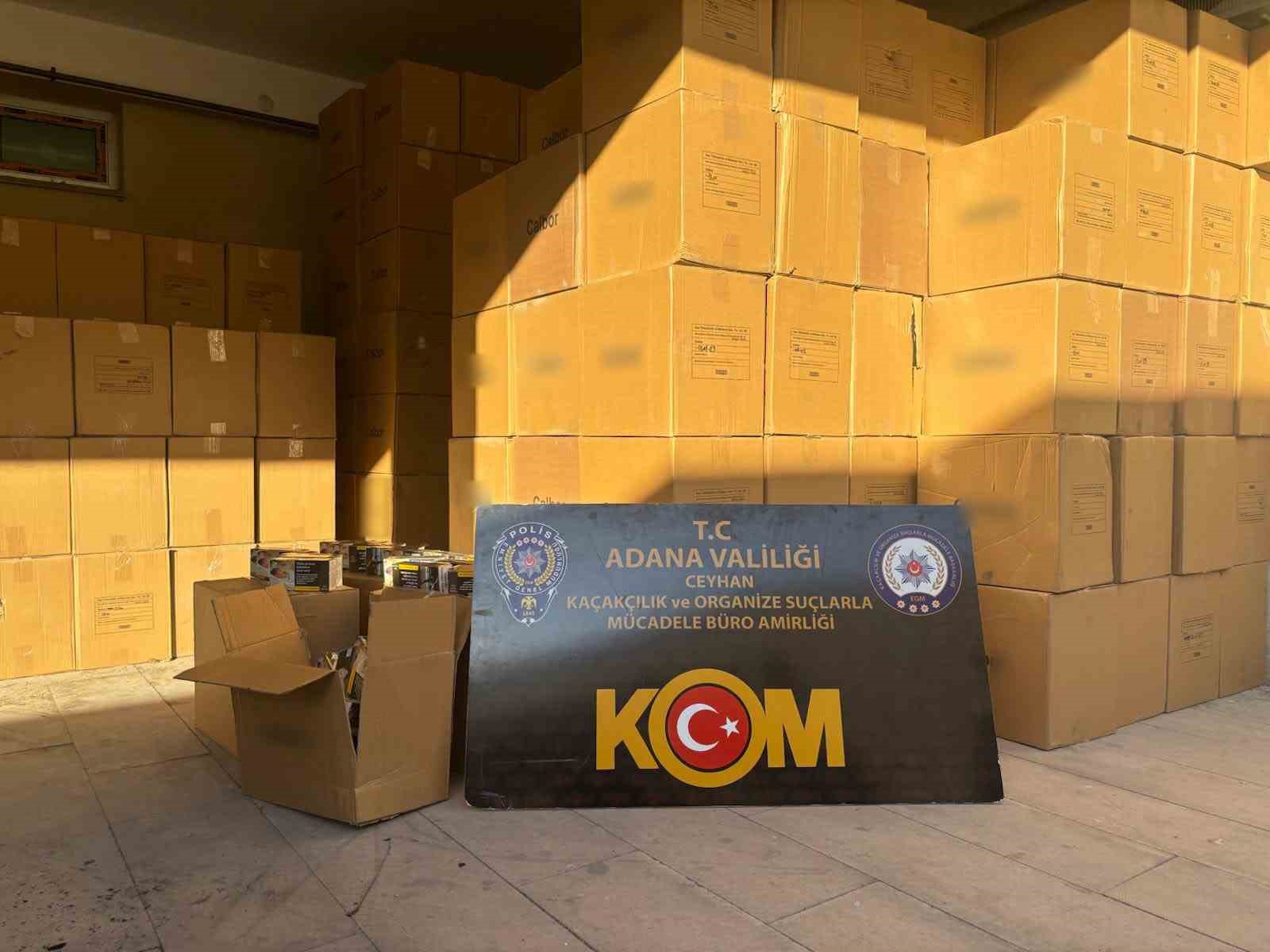 Adana’da 11 milyon 730 bin kaçak makaron ele geçirildi: 5 gözaltı