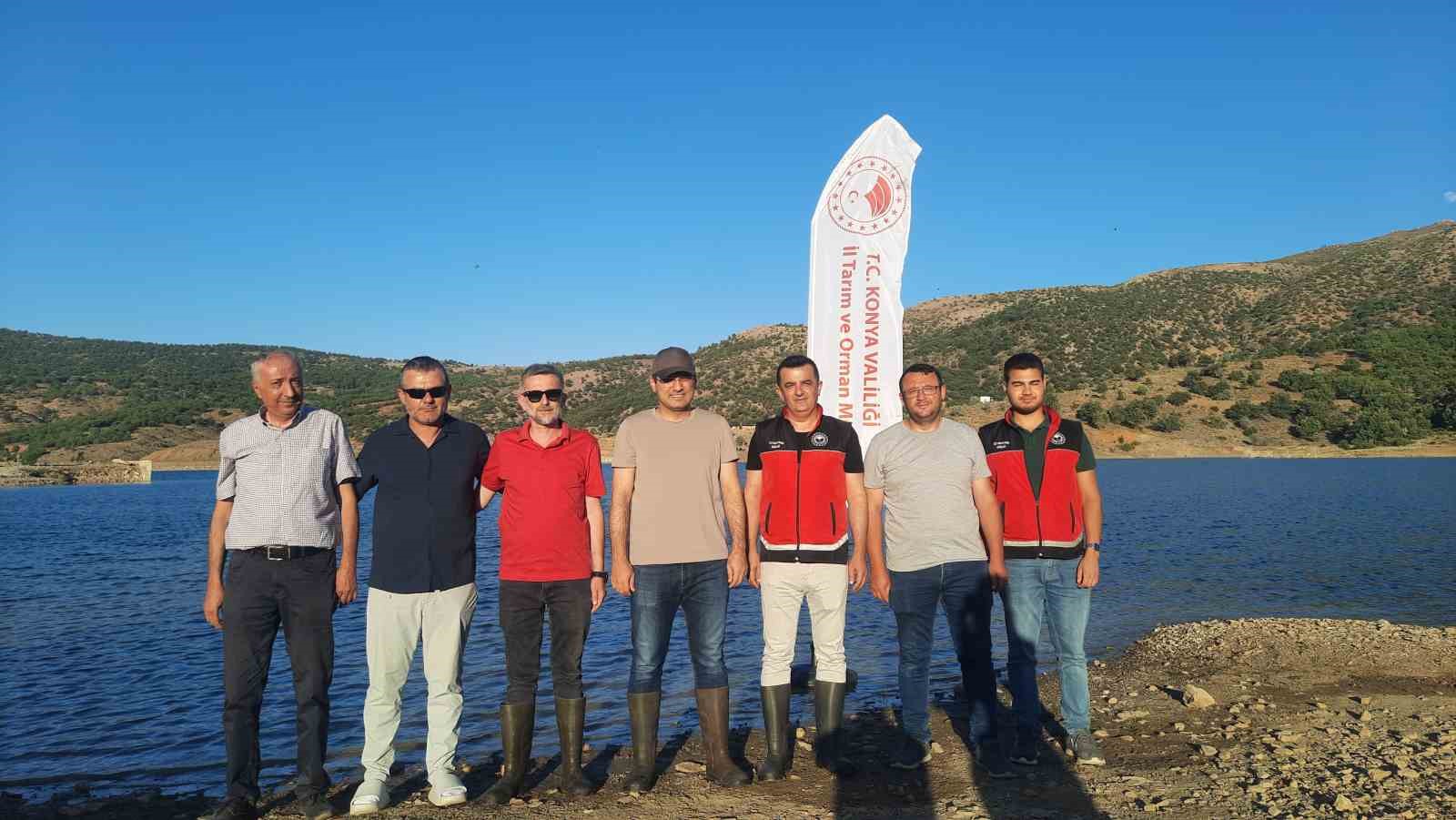 Bozkır&rsquo;ın baraj ve g&ouml;letleri yavru sazan balıkları ile buluştu
