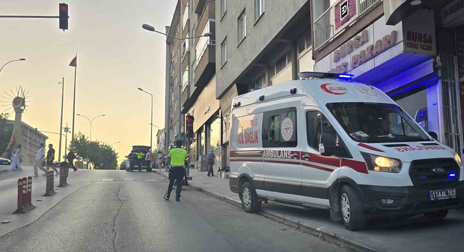 Bilecik’te 2 motorlu bisiklet çarpıştı, 1 yaralı