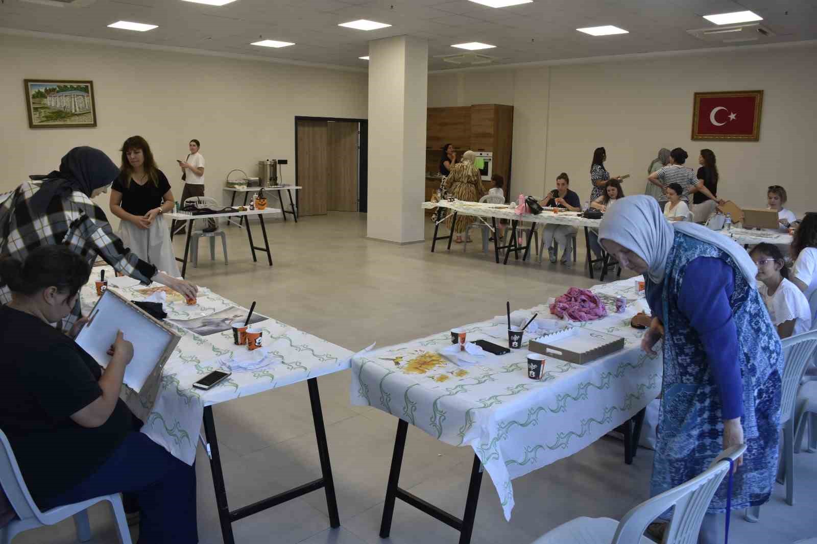 Karacabey’de sanata destek