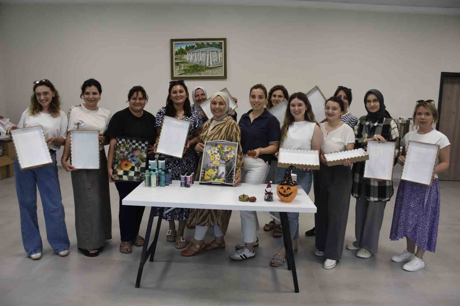 Karacabey&rsquo;de sanata destek
