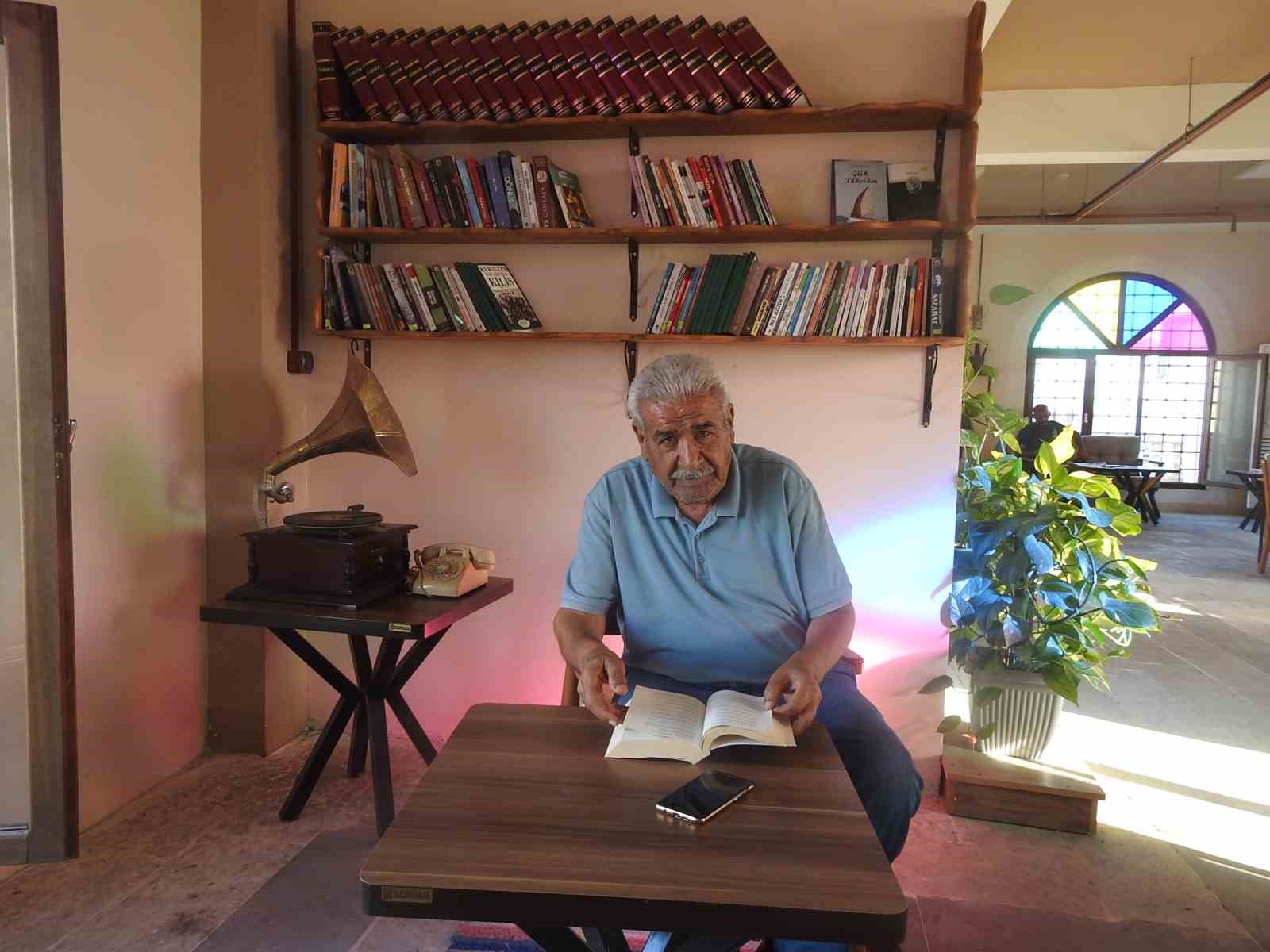 Emekliler Kıraathanesi’nde geçmişe yolculuk