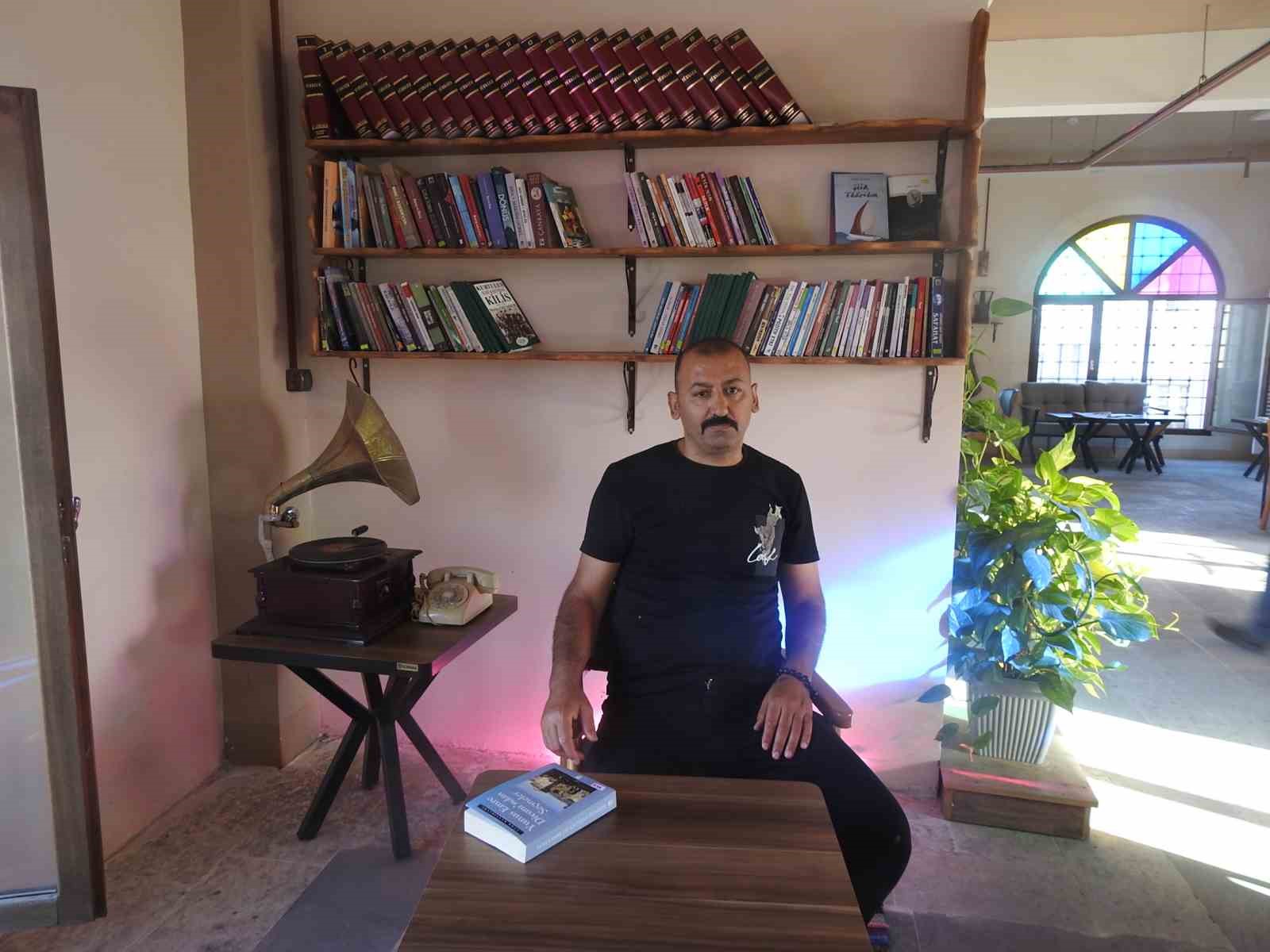 Emekliler Kıraathanesi&rsquo;nde ge&ccedil;mişe yolculuk
