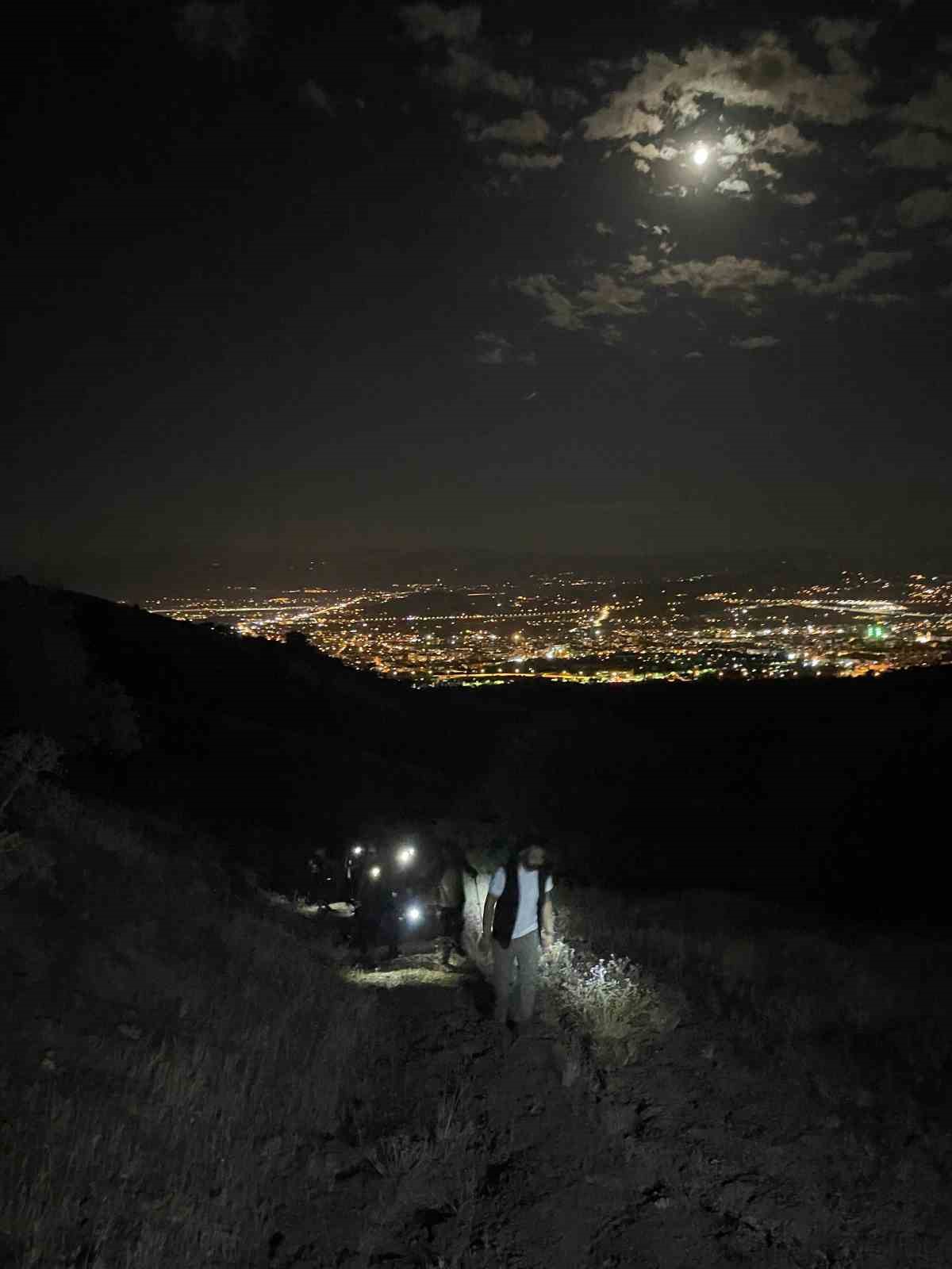 Elazığ&rsquo;da doğa ve tarihle i&ccedil; i&ccedil;e gece y&uuml;r&uuml;y&uuml;ş&uuml;
