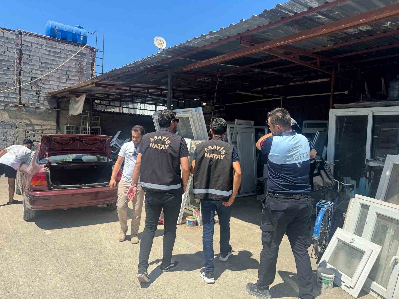 İskenderun&rsquo;da hurdacılar denetlendi
