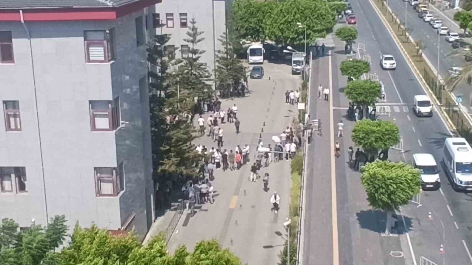 Manavgat Belediyesi&rsquo;ndeki r&uuml;şvet, irtikap ve zimmet operasyonunda ş&uuml;pheliler adliyeye sevk edildi
