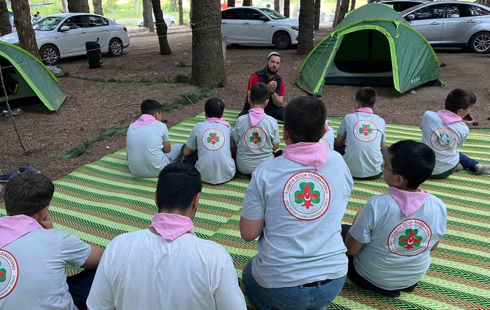 Hisarcık Diyanet izcileri G&ouml;lc&uuml;k Yaylasında 3 g&uuml;n kamp yaptı
