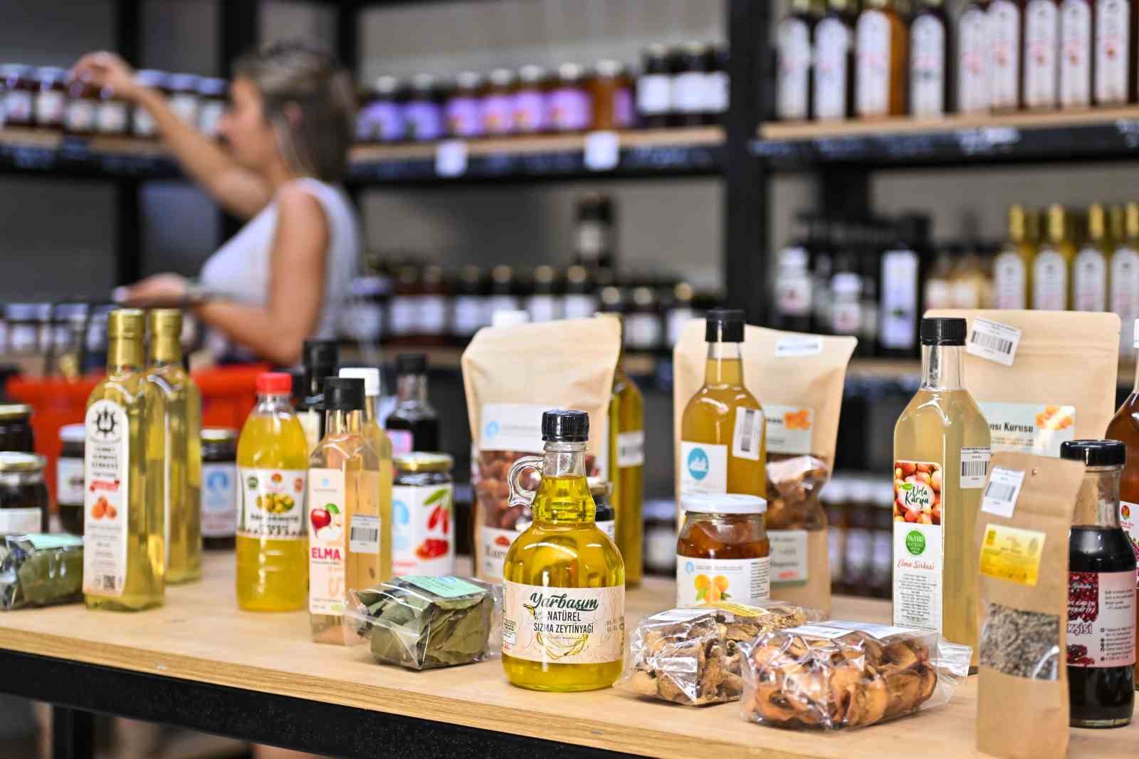 Kadın emeği kazanca d&ouml;n&uuml;şt&uuml;, 6 ayda 1.5 milyon TL&rsquo;lik satış
