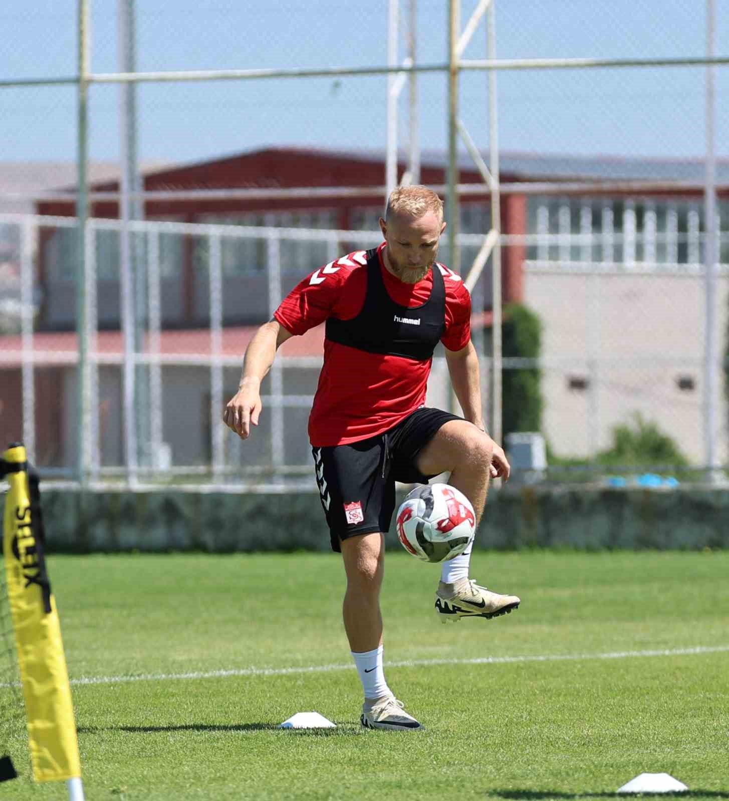 Sivasspor’da yeni sezon hazırlıkları devam ediyor
