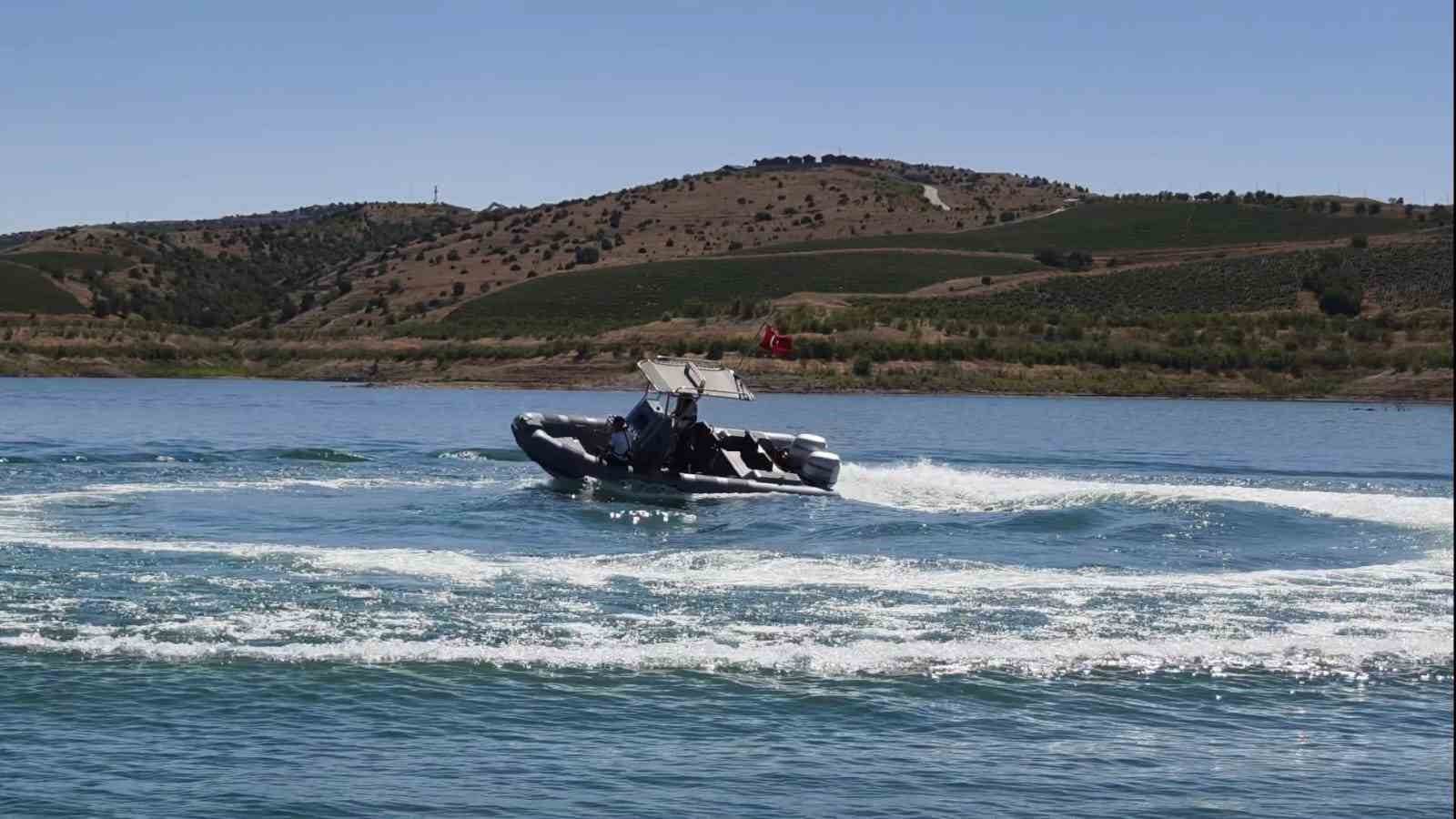 Çekerek Barajı’nda Jandarmadan anlamlı mesaj "Kadına el kalkmaz"
