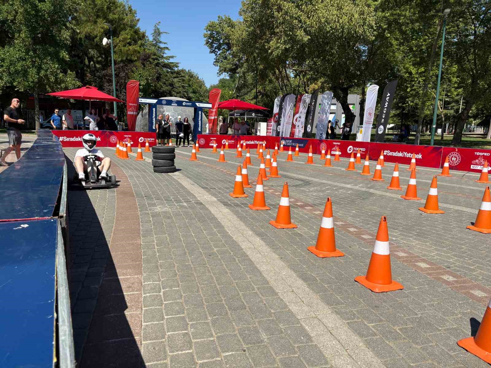 Otomobil sporlarına yetenekli gençler aranıyor
