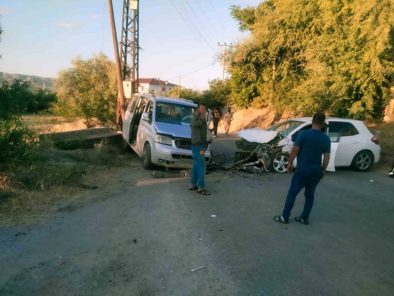 Elazığ'da trafik kazasında bir kişi yaralandı - İhlas Haber Ajansı