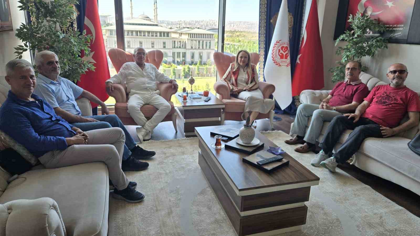 SATKOF T&uuml;rkiye&rsquo;yi sağlık turizminde zirveye taşıyor
