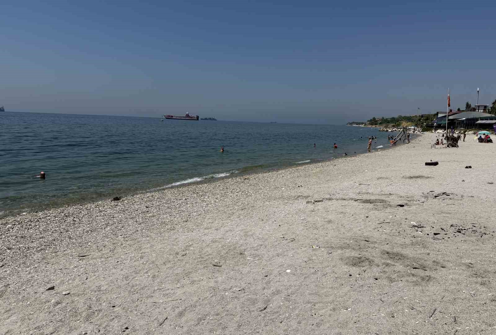 İstanbul’da plaj var, tuvalet ve soyunma kabini yok