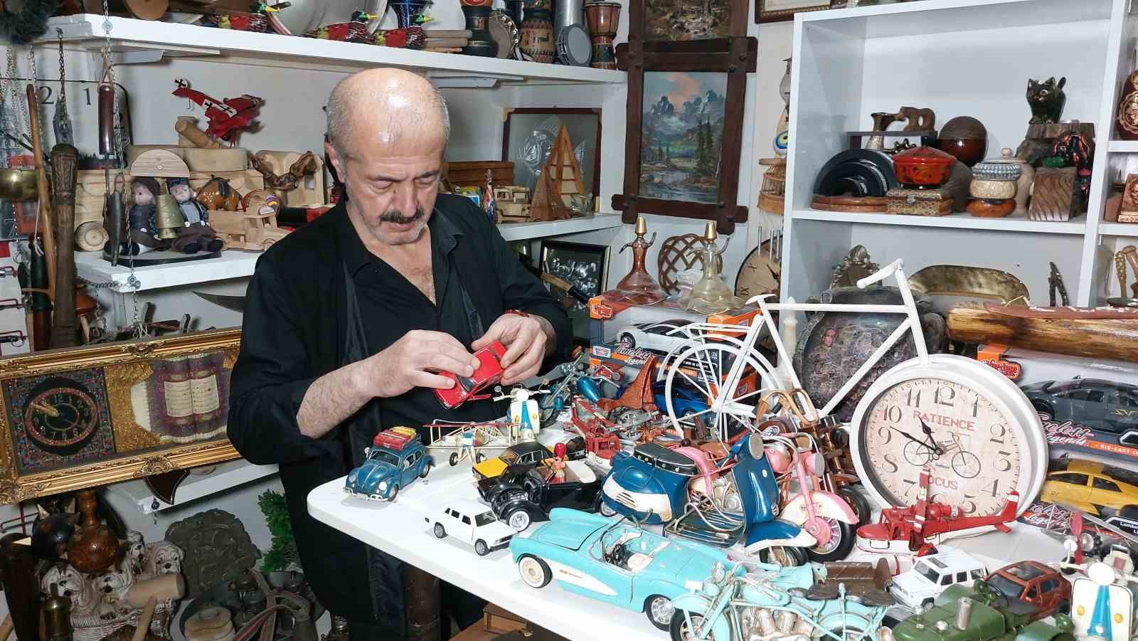 Antikaya tutkusu 4 odalı dükkanı doldurdu: "Bu bir aşk, bu bir tutku"