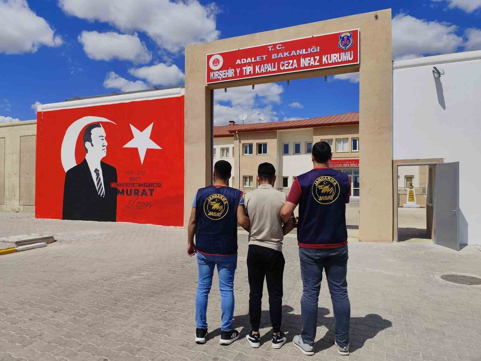 Kırşehir’de kesinleşmiş hapis cezası bulunan hükümlü yakalandı