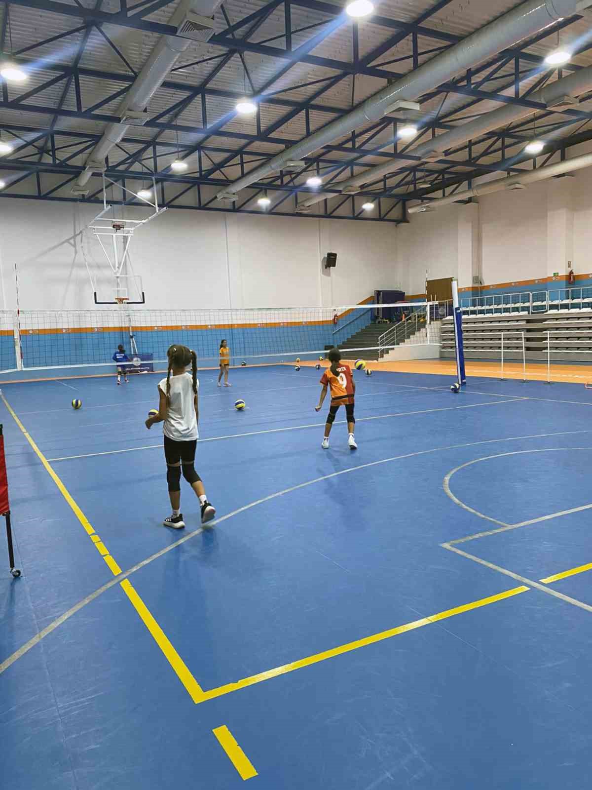 Muğla B&uuml;y&uuml;kşehir&rsquo;den yaz spor kursu
