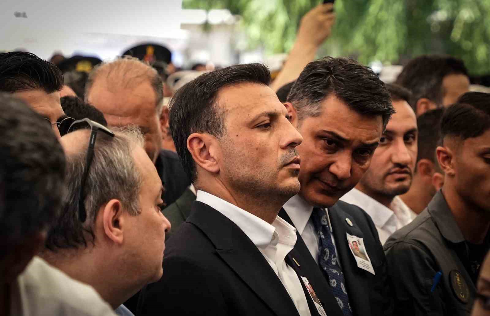 CHP İstanbul İl Başkanı Özgür Çelik: "İstanbul kongresine yönelik bir ifade süreci olduğunu tahmin ediyoruz"