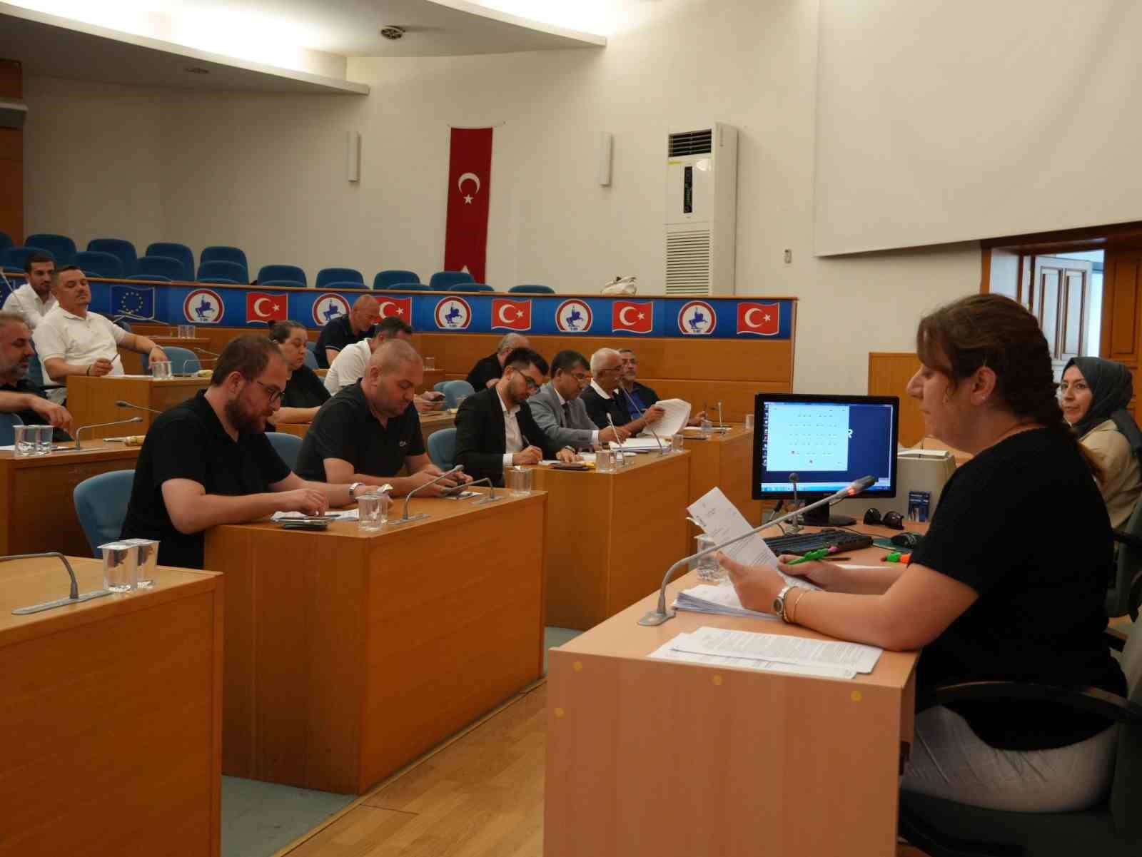 Belediye Meclisi komisyon se&ccedil;imi yapıldı
