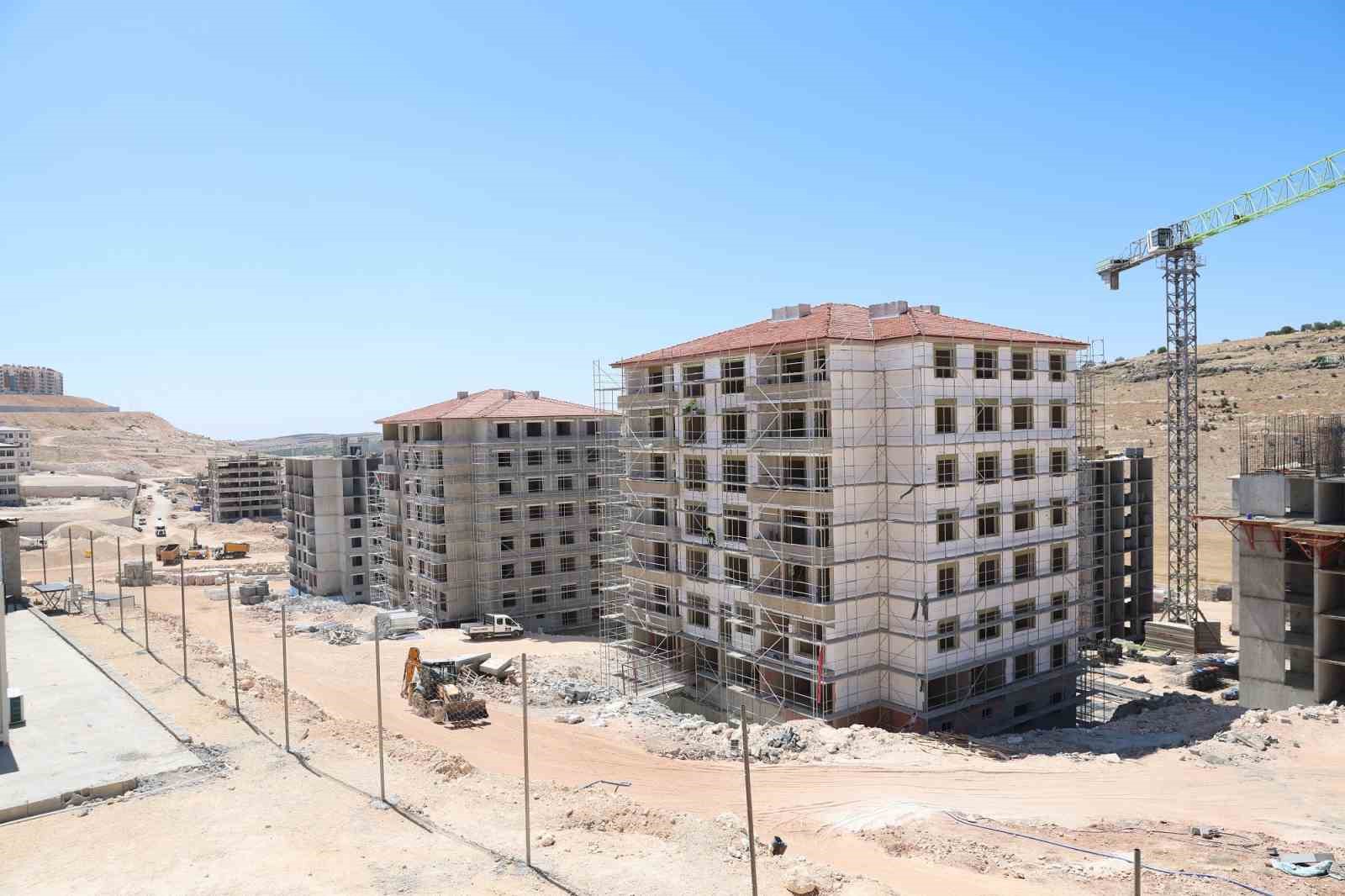 Şahin&rsquo;den OSB &ccedil;alışanları i&ccedil;in yeni sosyal konut m&uuml;jdesi
