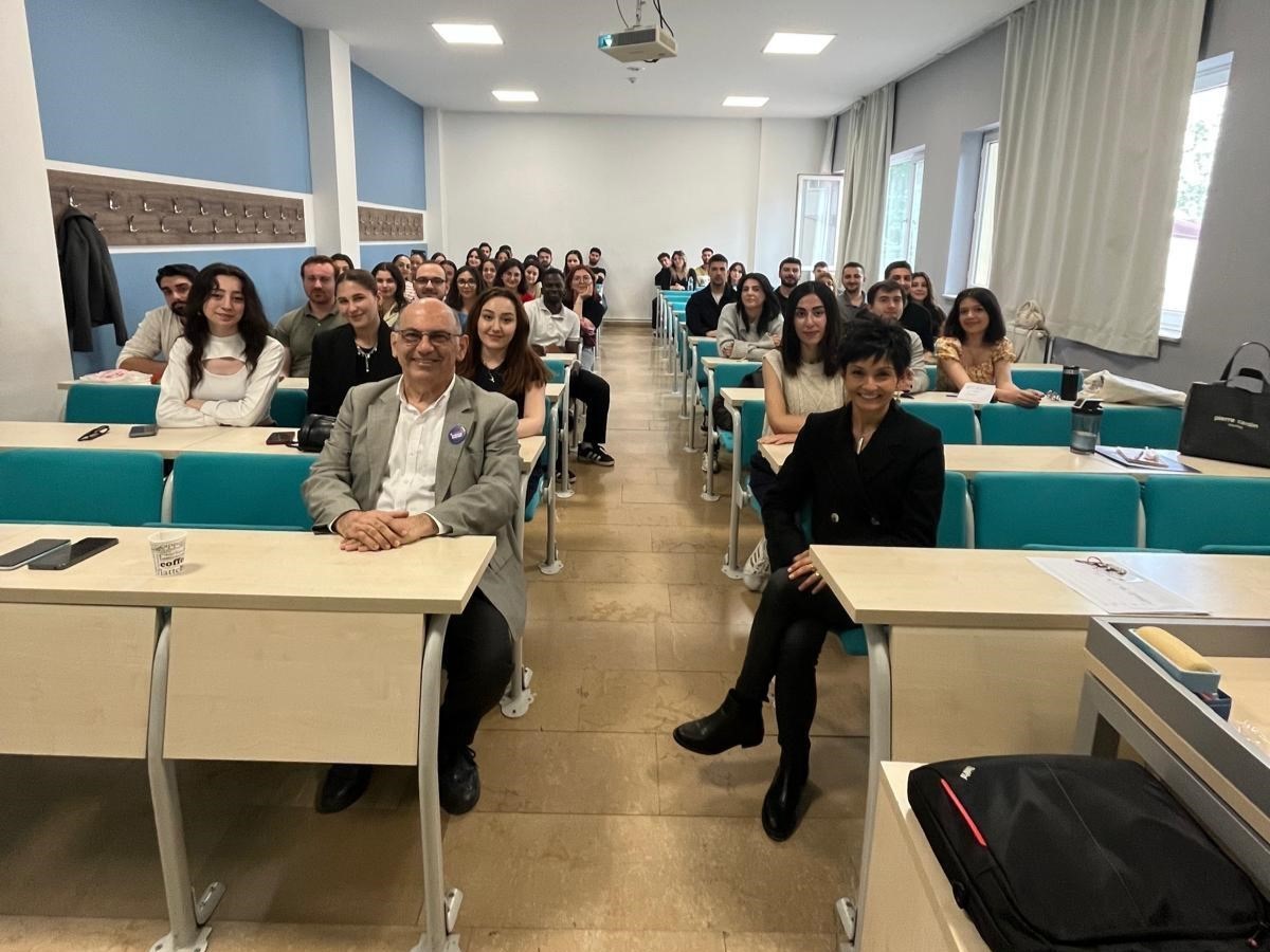 "İç Denetim Seminerleri Dersi" İİBF öğrencilerini sektörle buluşturdu