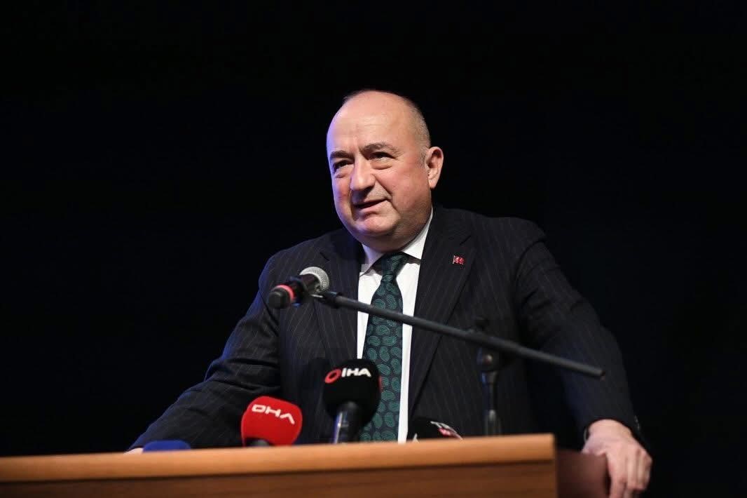 AK Partili Gider: "Özgür Özel siyasete de CHP’ye de, Türkiye’ye de yakışmıyorsun"