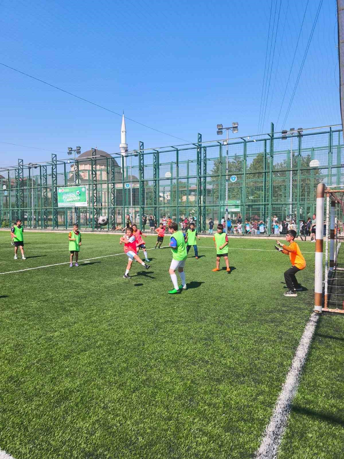 Kuran kursları arası futbol turnuvası başladı