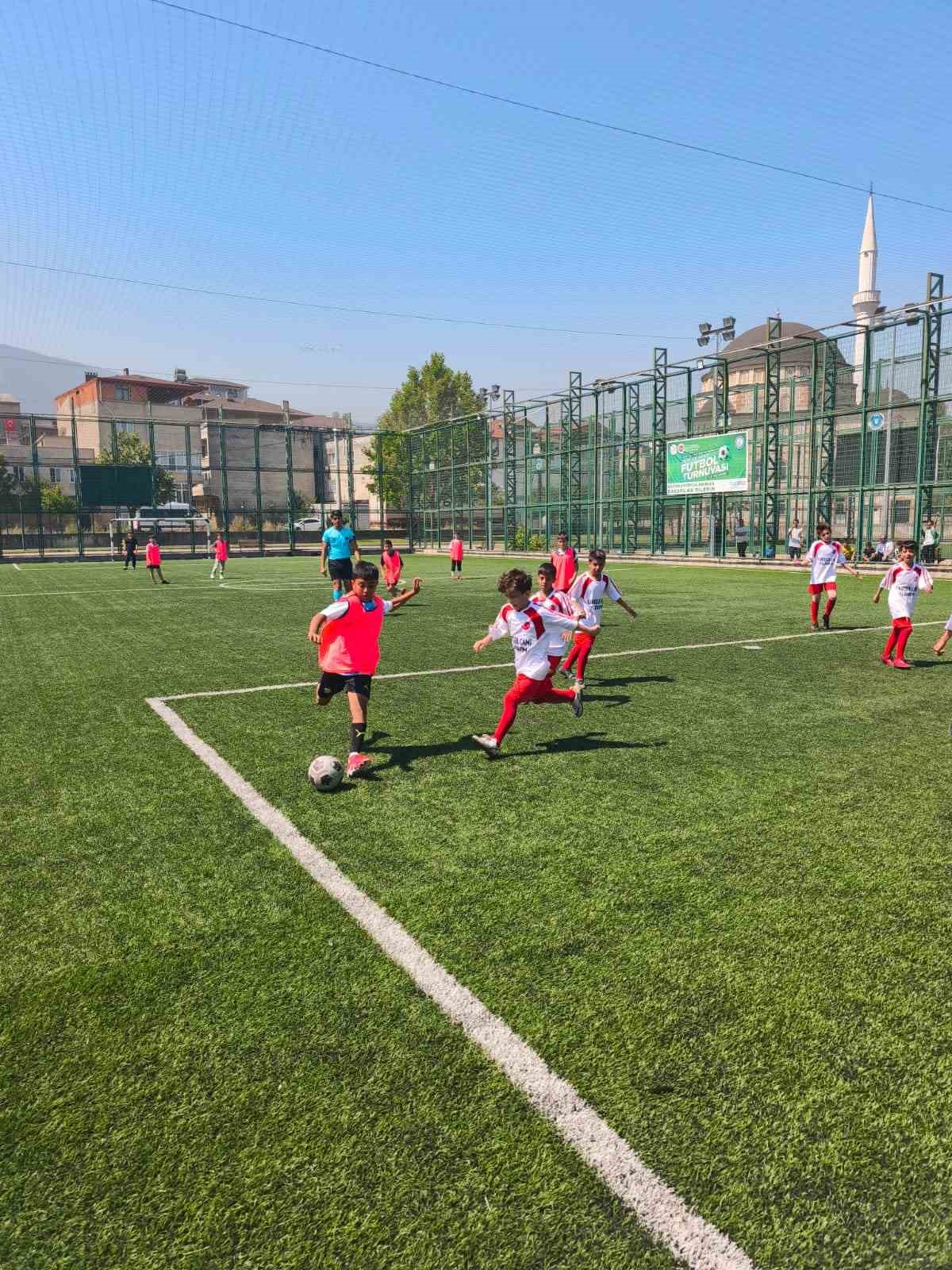 Kuran kursları arası futbol turnuvası başladı
