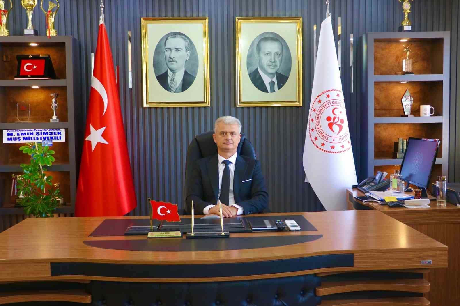 M&uuml;d&uuml;r Kılı&ccedil;: "&Ccedil;ocuklarınızı yaz tatilinde spor okullarına mutlaka getirin"
