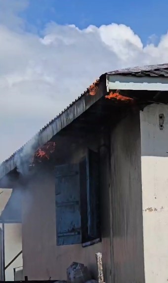 Trabzon&rsquo;da camide yangın
