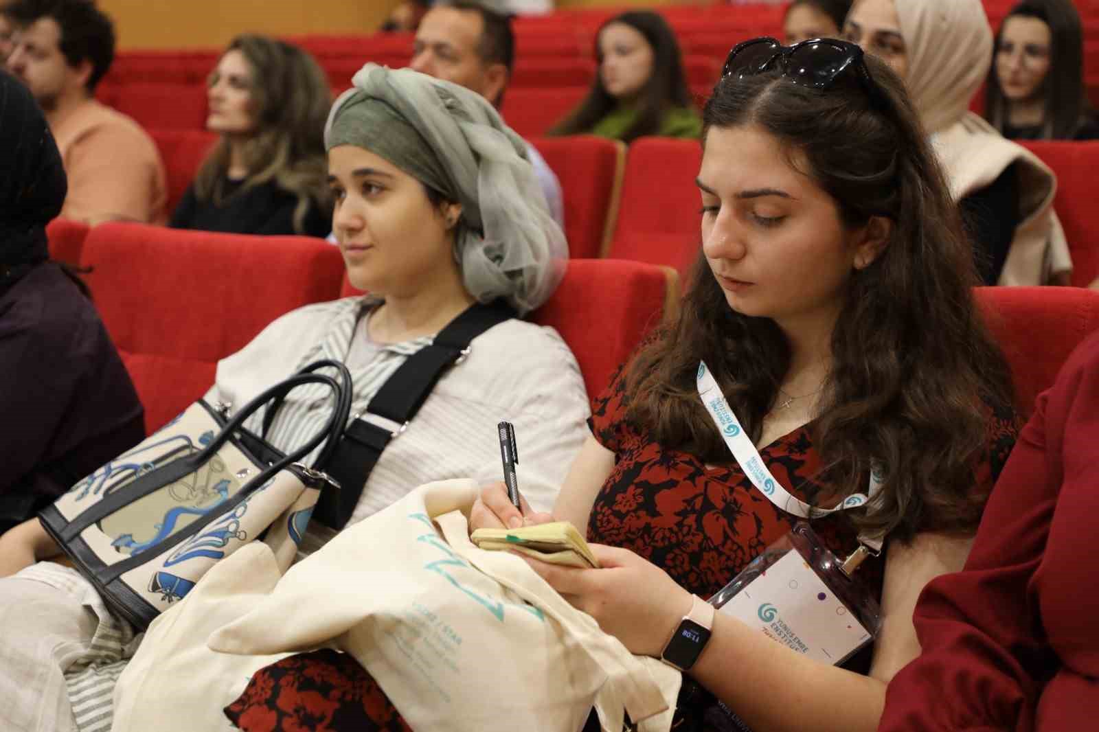 BAR&Uuml;&rsquo;de T&uuml;rk&ccedil;e Yaz Okulu başladı
