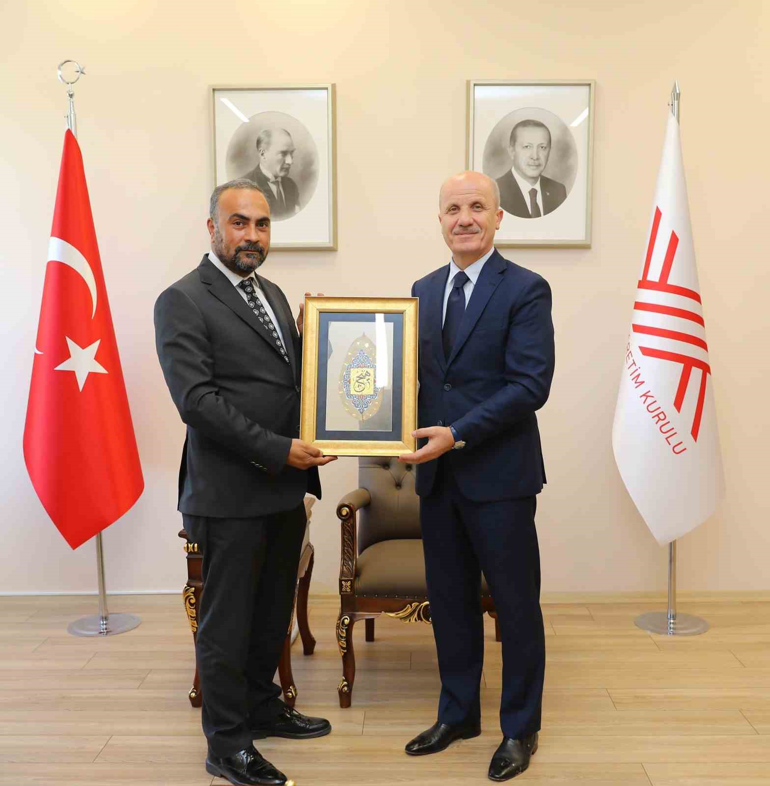 Rekt&ouml;r Akkaya&rsquo;dan Y&Ouml;K Başkanına ziyaret
