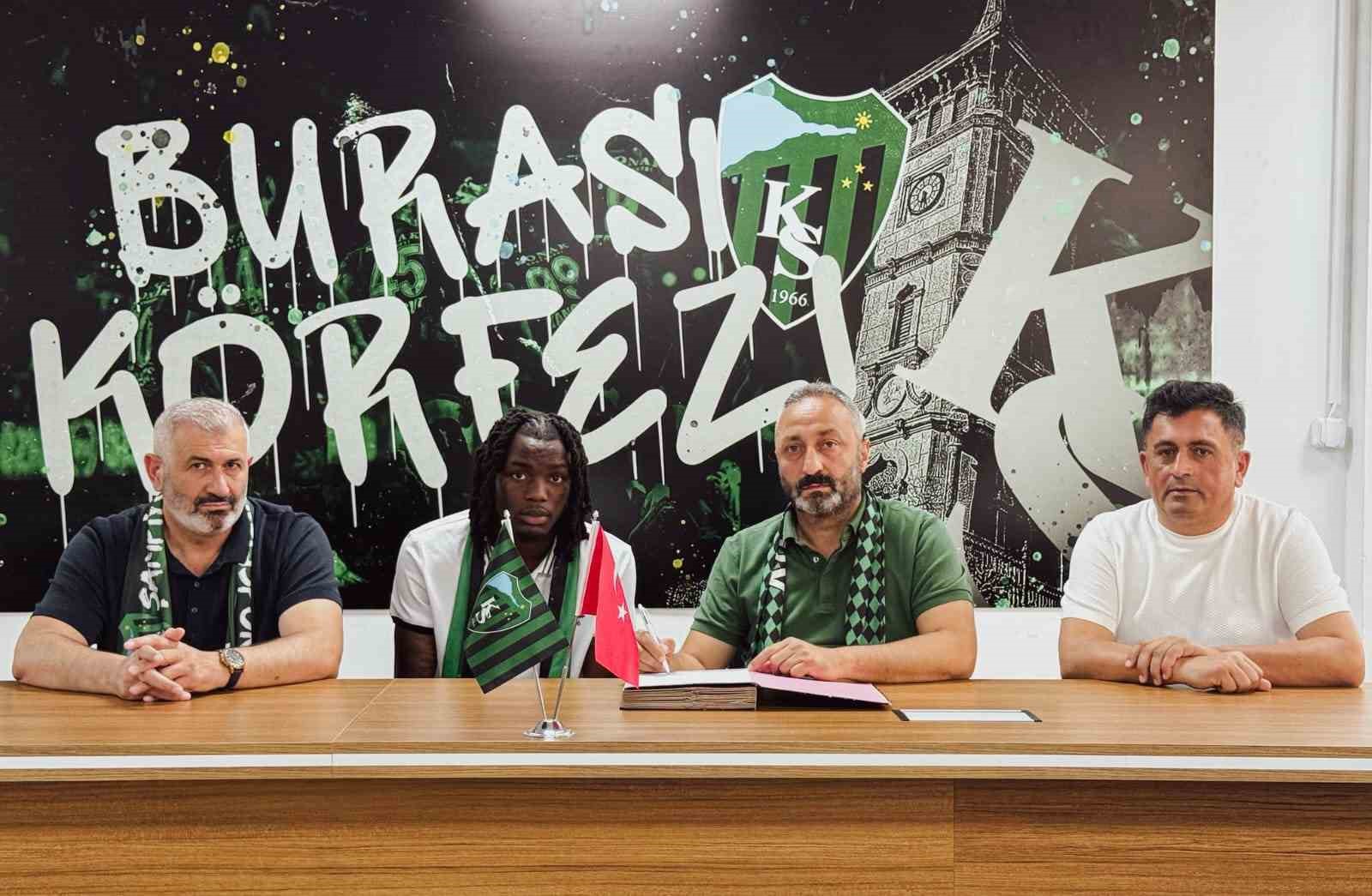 Kocaelispor, Juventus’un genç oyuncusu Joseph Nonge ile 3 yıllık sözleşme imzaladı