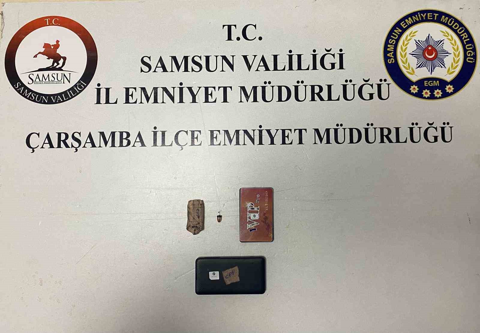 Samsun’da bir kişi ehliyet sınavına kopya düzeneğiyle girerken yakalandı