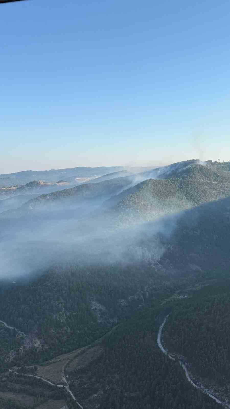 Sındırgı’da yangına sabah müdahalesi