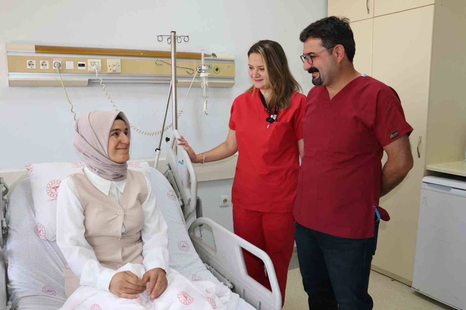 Van’da paratiroid bezi yanlış yerde olan hasta kapalı ameliyatla sağlığına kavuştu