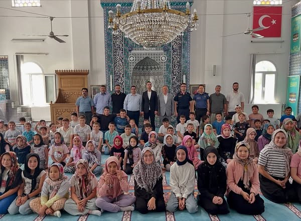 Kaymakam Aslan Yaz Kur&rsquo;an Kursu &ouml;ğrencileriyle buluştu
