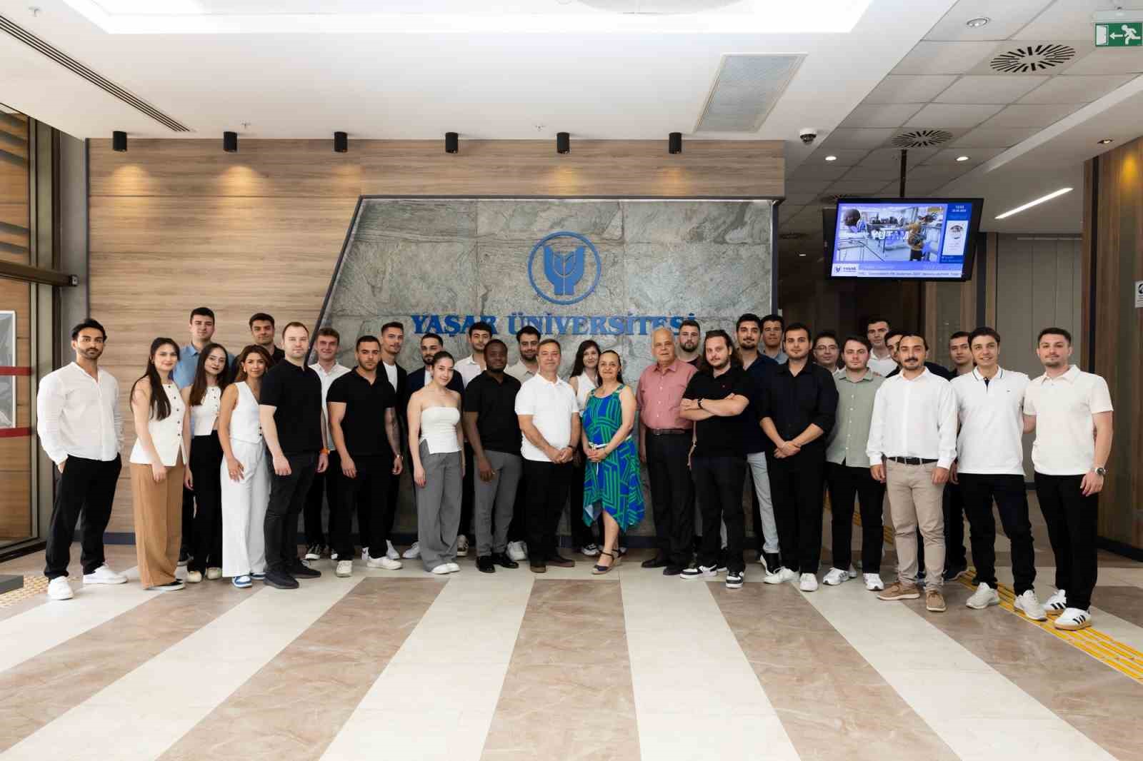 Dijital çağa genç dokunuş