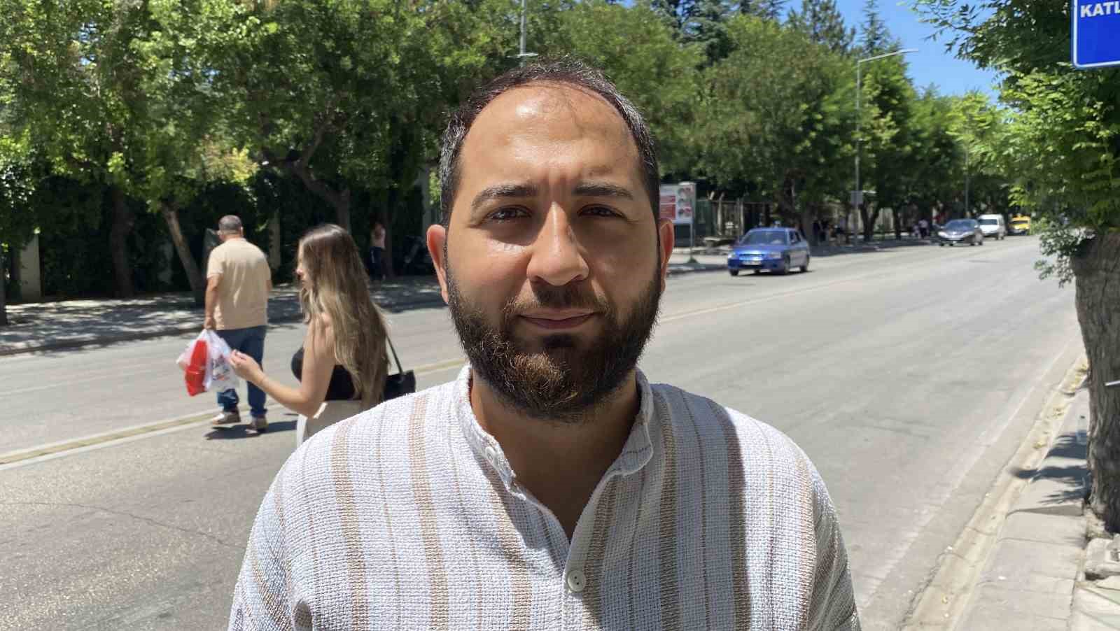 Sebep olduğu kazanın ardından hiçbir şey olmamış gibi yoluna devam etti