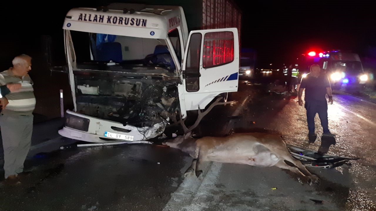 Feci kazada araçlar hurdaya döndü: 1 ölü, 1 yaralı