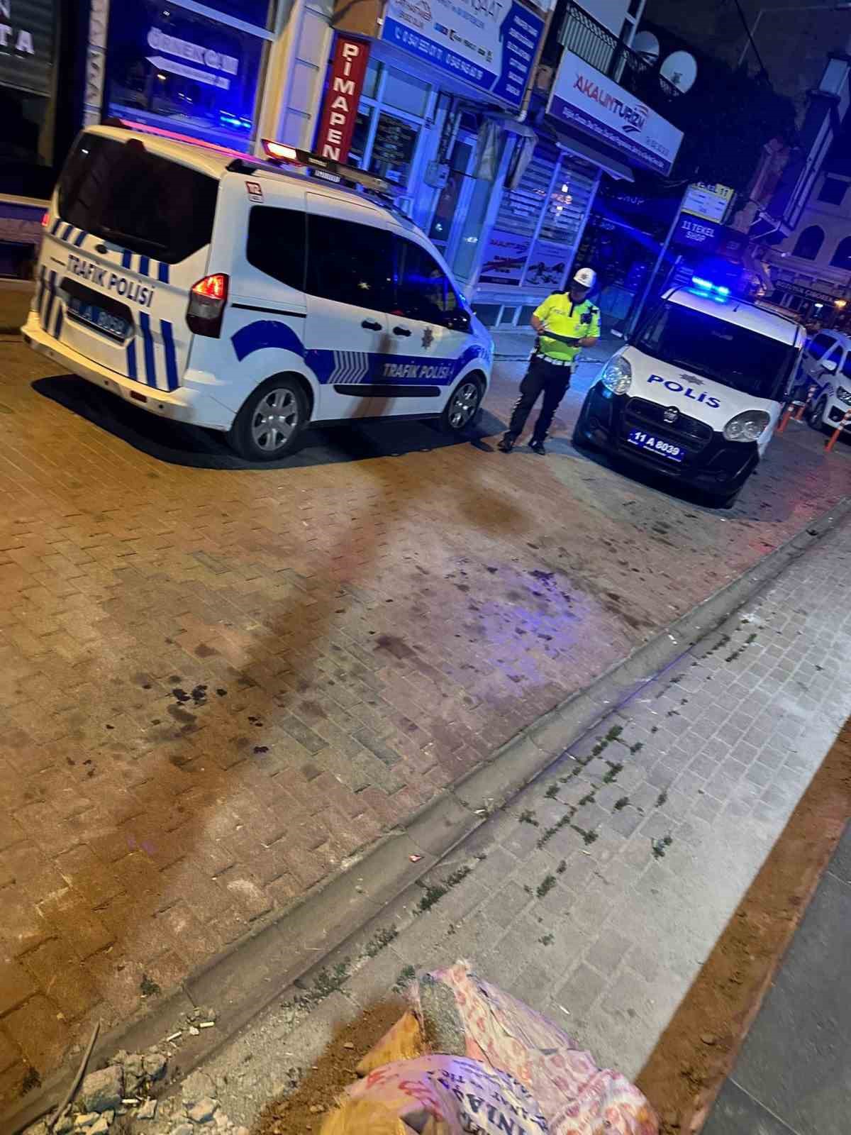 Silahla vurulan 21 yaşındaki gen&ccedil; hayatını kaybetti
